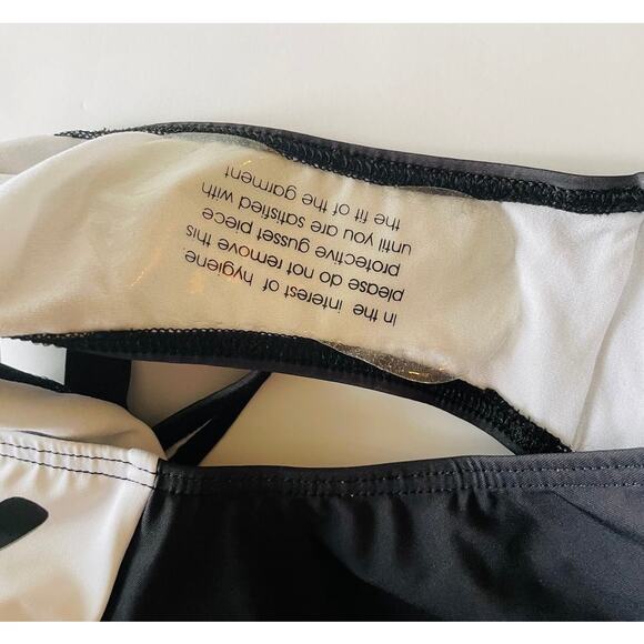 ModCloth Sunglasses Retro Color Block Halter One Piece Swimsuit Size XS NEW - Picture 4 of 5